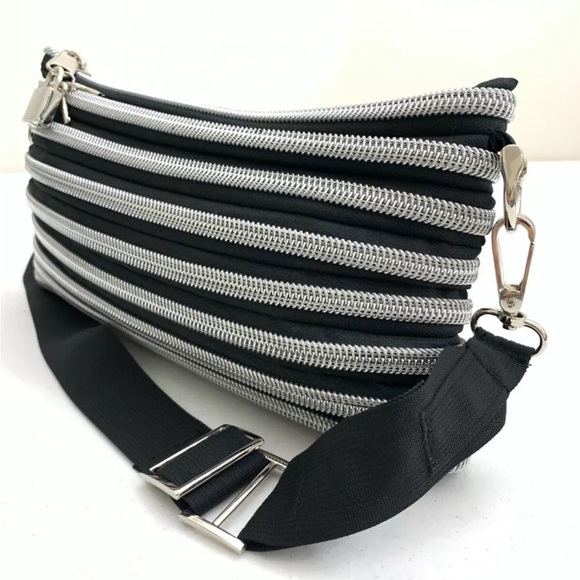 BAM BAGS Black Silver Tone Zipper Purse Black Canvas Strap Shoulder Bag Handbag - Picture 3 of 7